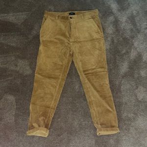 Mens Forever 21 Corduroy Pants. Only wore them once and are in great condition
